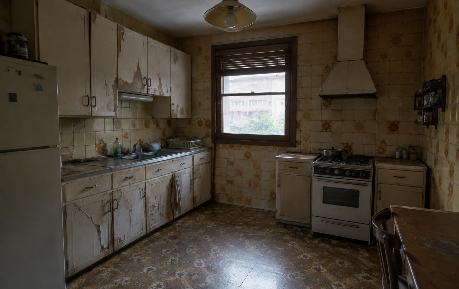Kitchen before remodeling (concept)